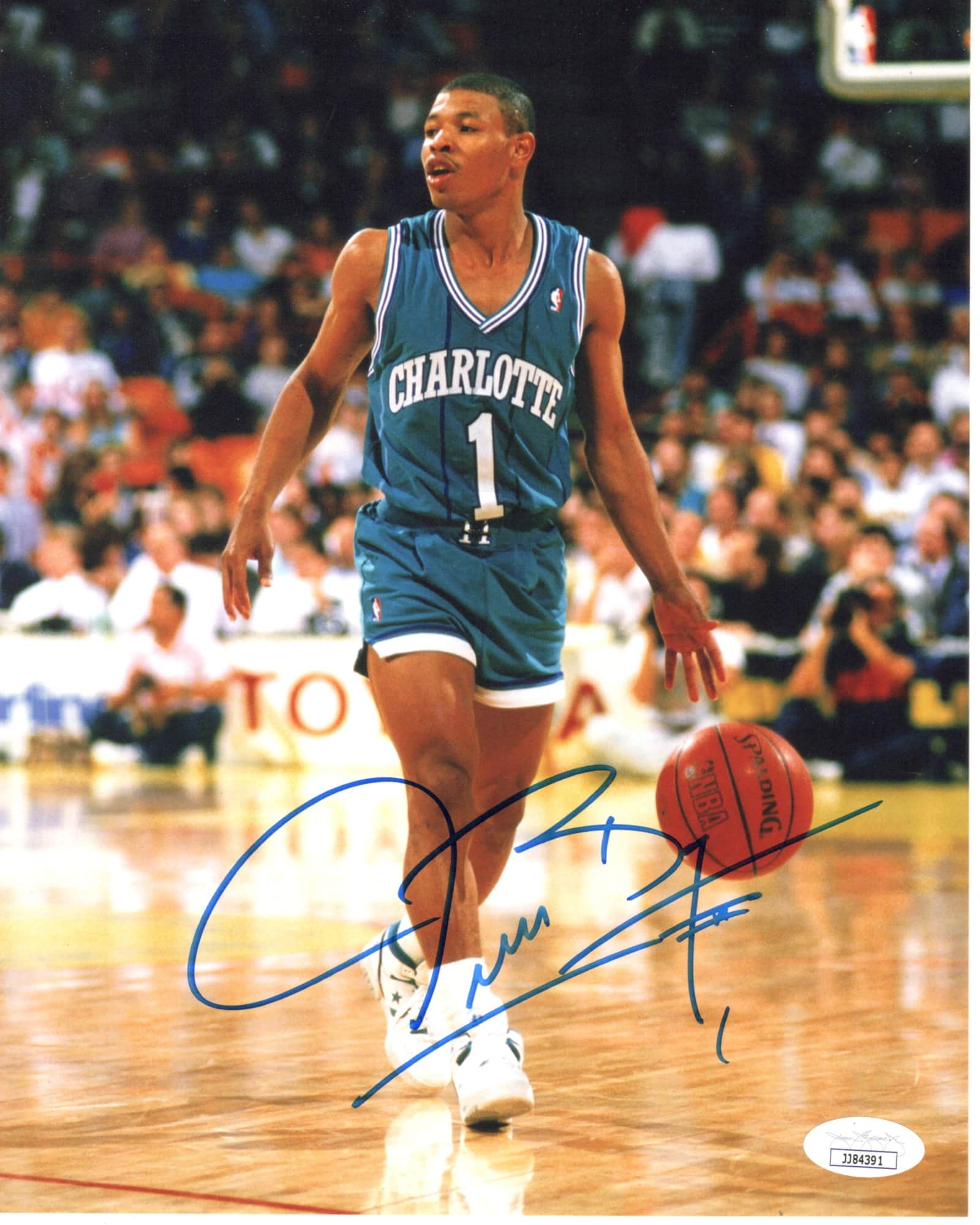CSR Collectibles - Muggsy Bogues signed 8×10 Photo Charlotte Hornets ...
